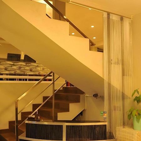 Benito Residence Tangerang Exterior foto
