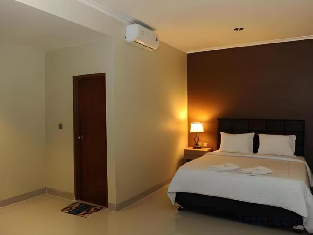 Benito Residence Tangerang Exterior foto