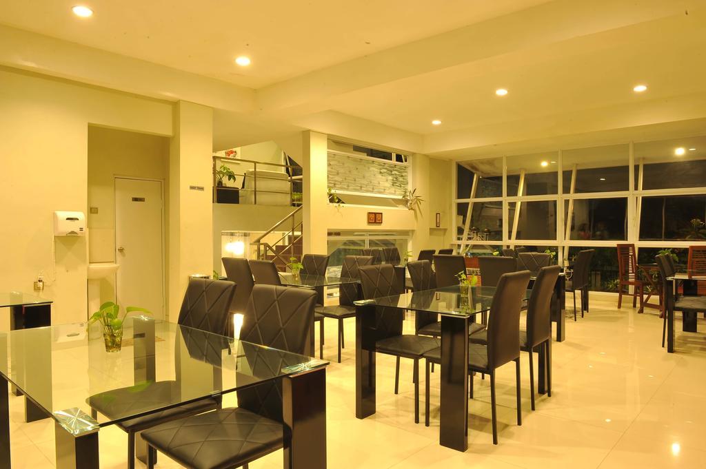 Benito Residence Tangerang Exterior foto
